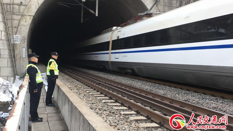 ����Ӱ��S���F���e�O�Ų��F·��(xi��n)·�[��ȫ���_�����\(y��n)���̸߷尲ȫ