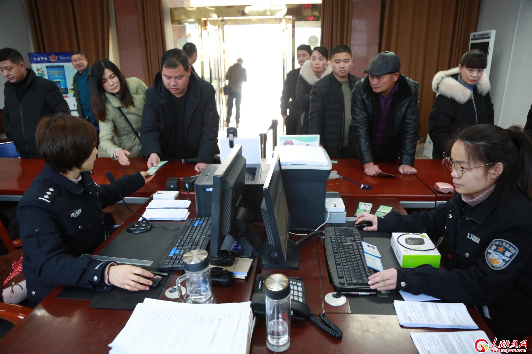 �Է���(w��)���ڞ����_(t��i) �����Ⱥ������(w��)�������ϻ��I����Ů���S����