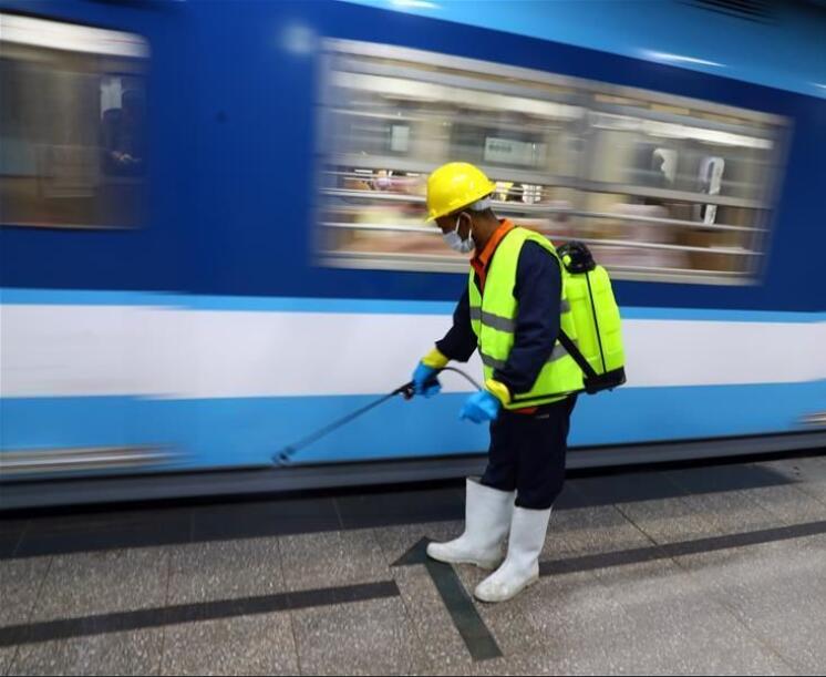 �������飺�_�_���F�M������