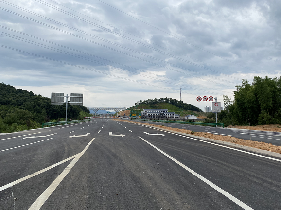 ʡ����Ӿ�S222�����@�Ƕ�һ����·�_չ�������|���z�y